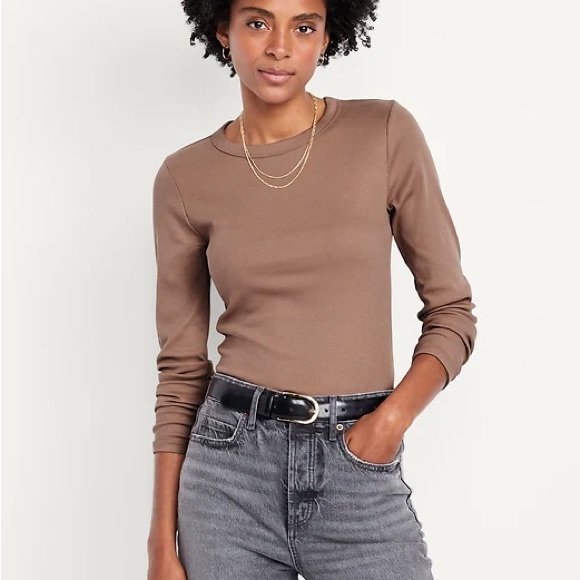 Old Navy Tops - Old navy ribbed snug Women's Brown Long Sleeve Top Henley pajama medium